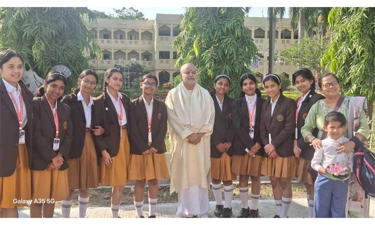 The three-day Maharishi National Cultural Celebration 2025 was inaugurated in Bhopal from November 11 to 13, 2025, with a grand ceremony of Guru Puja and lighting of lamp at the Maharishi Centre for Educational Excellence, Bhopal.